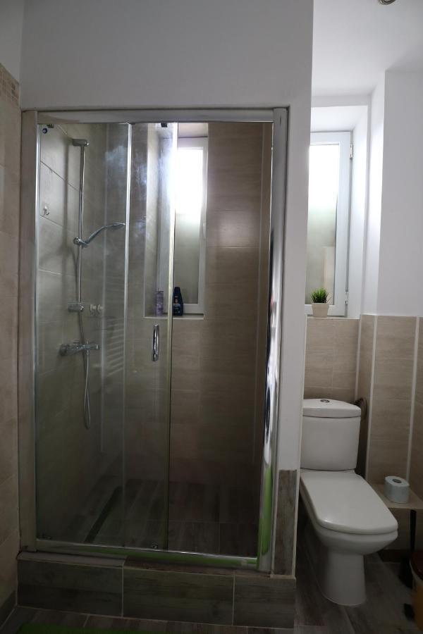 Center Haus Apartment บูคาเรสต์ ภายนอก รูปภาพ